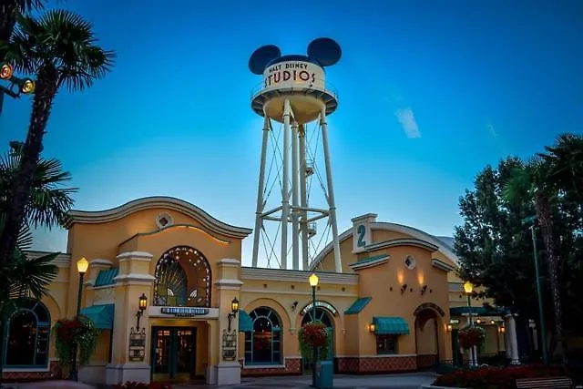 Grand - Disneyland Rer A アパート モンテヴラン