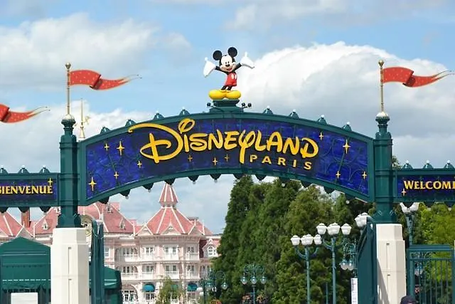 アパート Grand - Disneyland Rer A