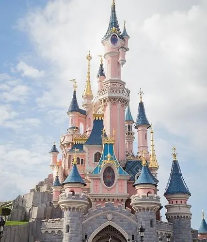 アパート Grand - Disneyland Rer A